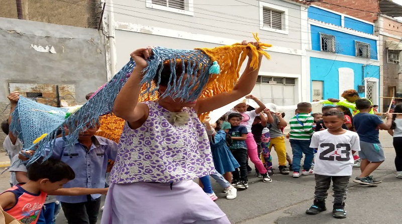 Realizan toma cultural y deportiva durante la quema de Judas en Caracas