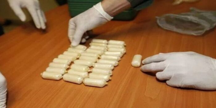 Dos mujeres condenadas por traficar con más de 100 ataúdes de cocaína