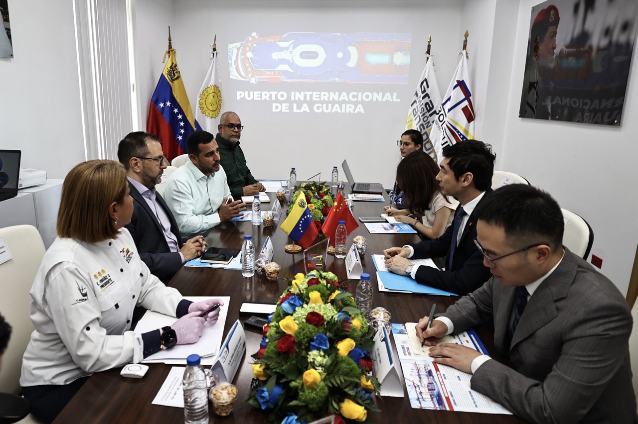 Venezuela y China revisan avances de proyectos en materia económica